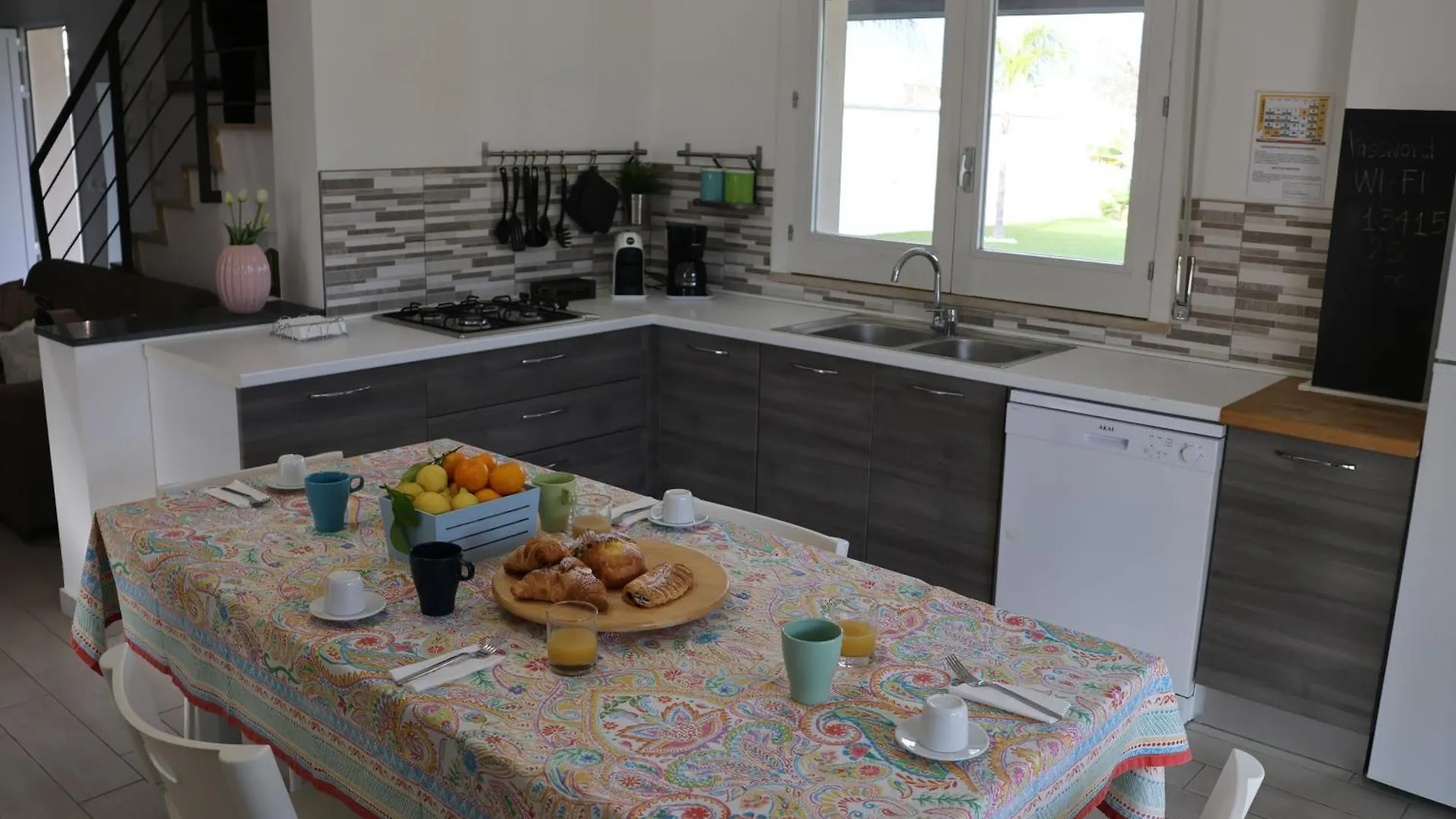 Villa Zoe Comiso 0*,