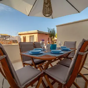  Hébergement de vacances La Palazzata
