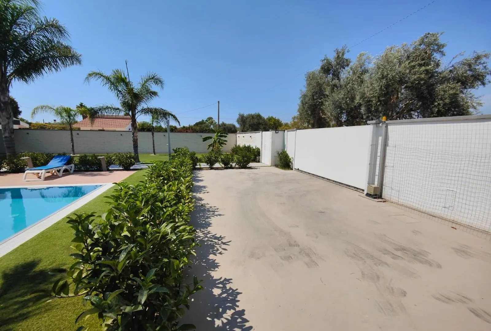 Villa Zoe Comiso 0*,  Italy